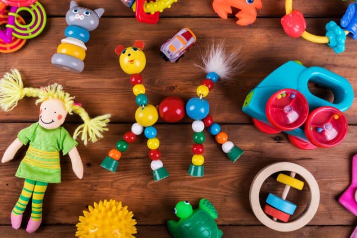 Verschiedene Arten von Spielzeug | © panthermedia.net /Ronalds Stikans